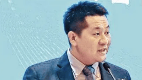 皇冠信用盘登3代理注册_跨境网赌头目佘智江（湖南出生皇冠信用盘登3代理注册，后获柬埔寨国籍），被引渡回中国