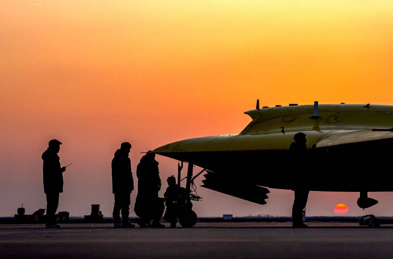 皇冠信用网登3代理申请_重大突破皇冠信用网登3代理申请！彩虹-7高空高速隐身无人机成功首飞