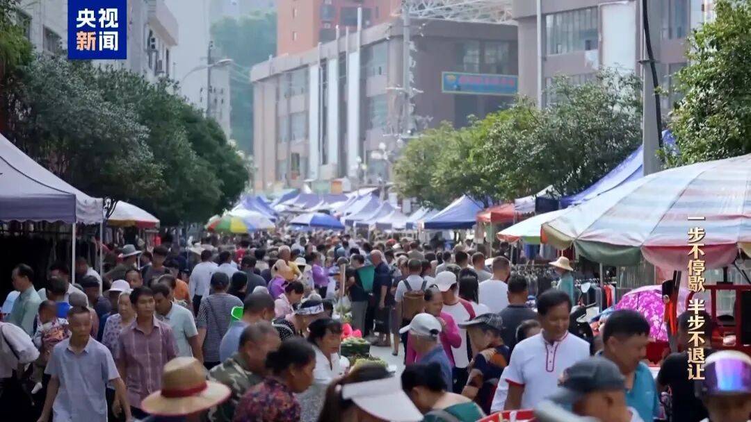 皇冠体育正网_人社局工作人员发现系统漏洞皇冠体育正网，拉所长下水骗养老金，两人退休后惶惶不可终日，最终获刑